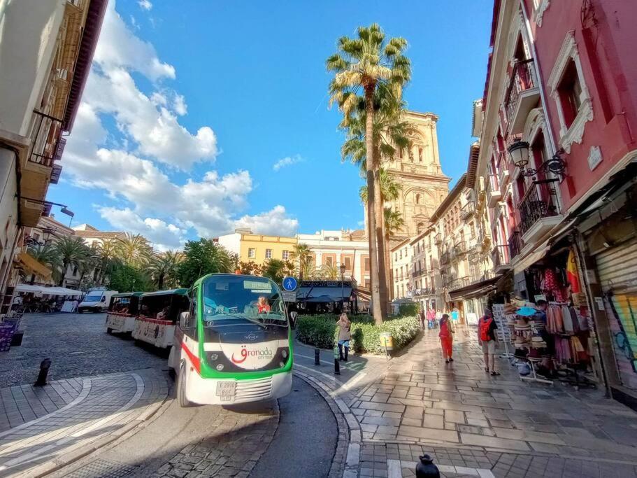 Apartamento Centro Granada Bagian luar foto